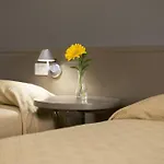 Hotel Cursula 3*