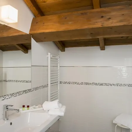 Hotel Cursula 3*
